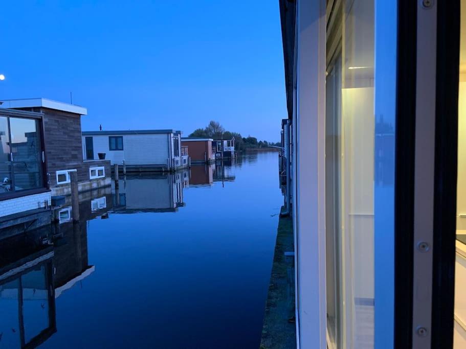 Hotel Quiet Waterloft Near Amsterdam And Schiphol Ws17 Aalsmeer Exteriér fotografie